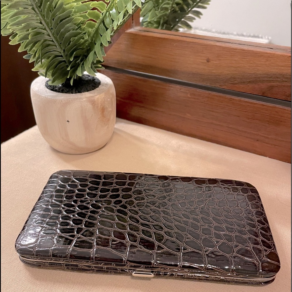 Brown imitation snake skin wallet. Brand New